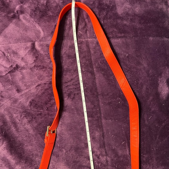 Talbots orange pebbled leather crossbody with white leather stitching trim - Picture 14 of 14